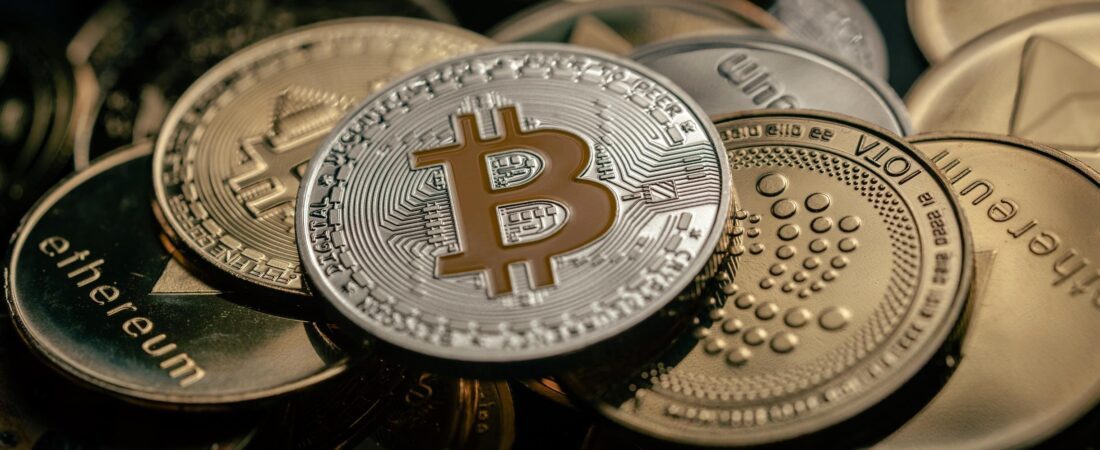 Crypto Market Plummets: September 2025 Sees $1.7 Billion Liquidation and Major Price Drops